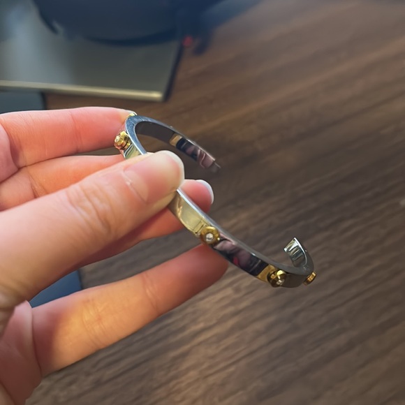 Henri Bendel Bracelet - Picture 2 of 4